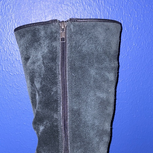 UGG Women's Black Suede Boots - Picture 8 of 10